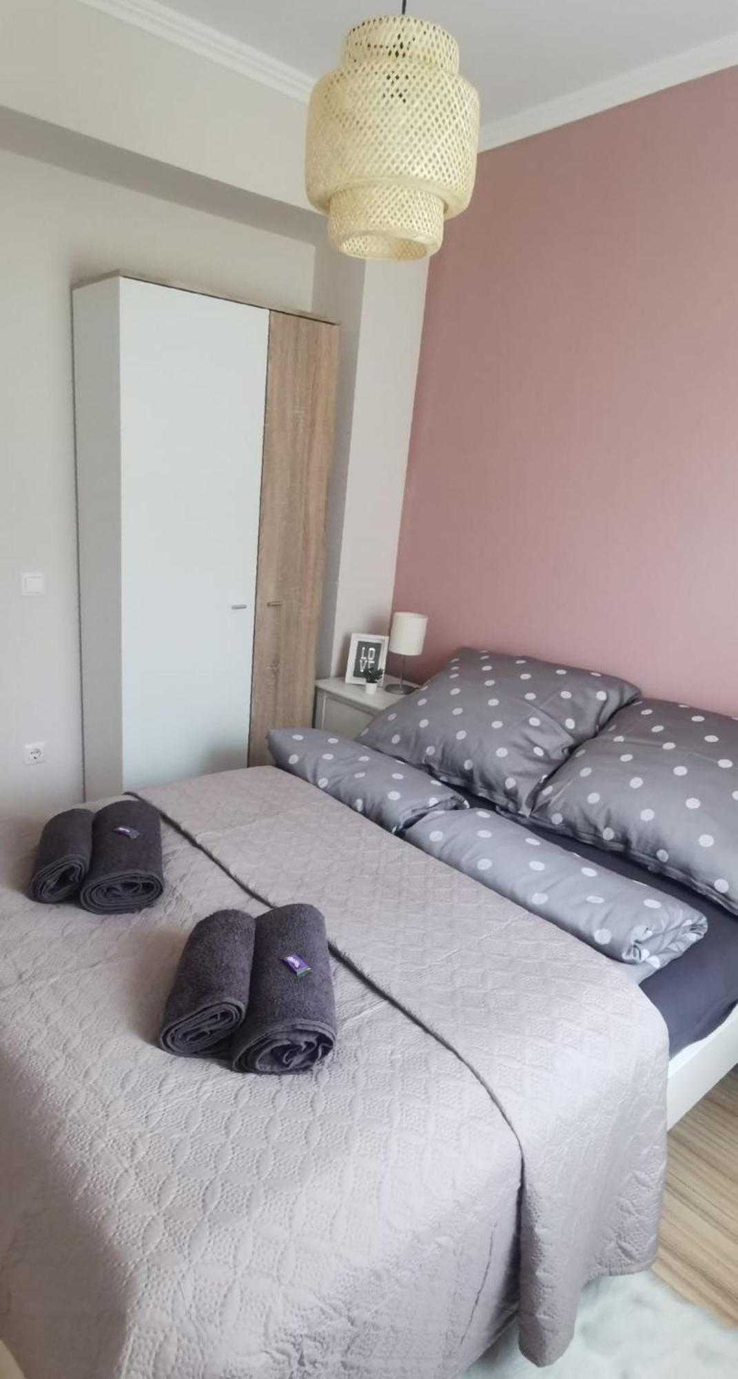Mediterrania Apartment Кестхей Экстерьер фото